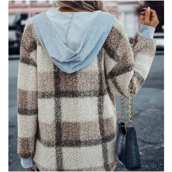 012 Cozy Plaid Print Button Down Teddy Jacket Shacket - Picture 5 of 7